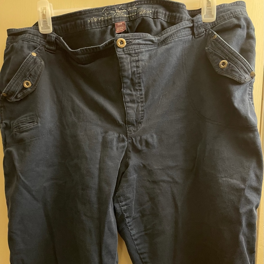 Gloria Vanderbilt women’s 20w Bermuda Shorts